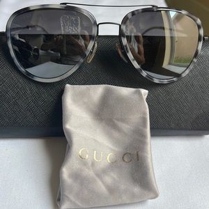 GUCCI 2245/N/S H7WLG 57 18 145 gray Havana full rim frames. Gray mirrored lenses